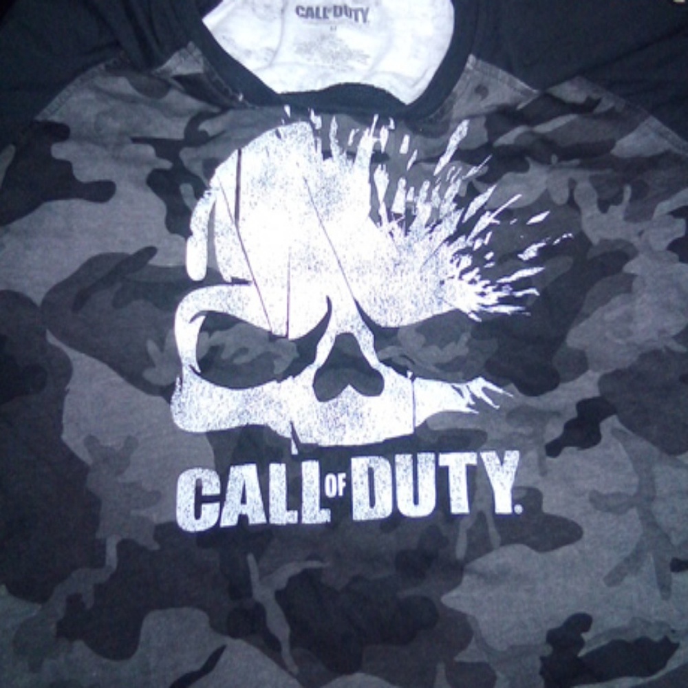 Boys call of duty tee camo
